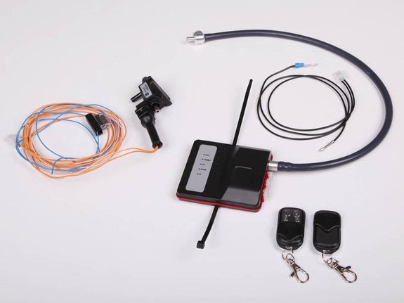 Capristo Klappensteuerung mit Fernbedienung CES-3 für Audi RS4 B7 u. B8 und RS5