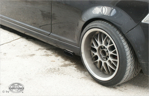 Fox Edelstahl Racing-Komplettanlage ab Kat. Sidepipe VW Golf 4 Variant 130x50mm flachoval scharf abgeschrägt: VW053059-561ANLR2